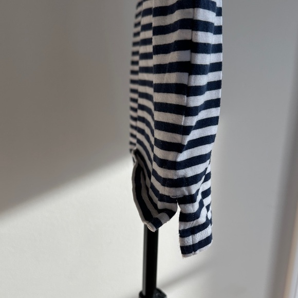 Lands' End Girl’s Navy and Coral Cat Graphic Tee - Picture 5 of 7